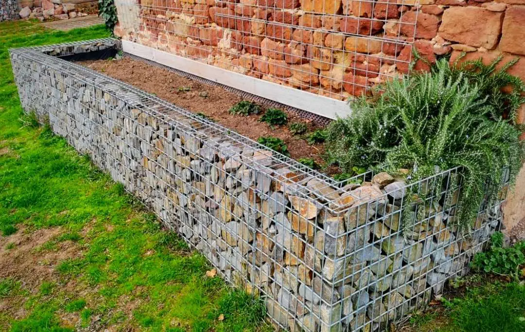 20 DIY RAISED GARDEN BORDER IDEAS Bed Gardening